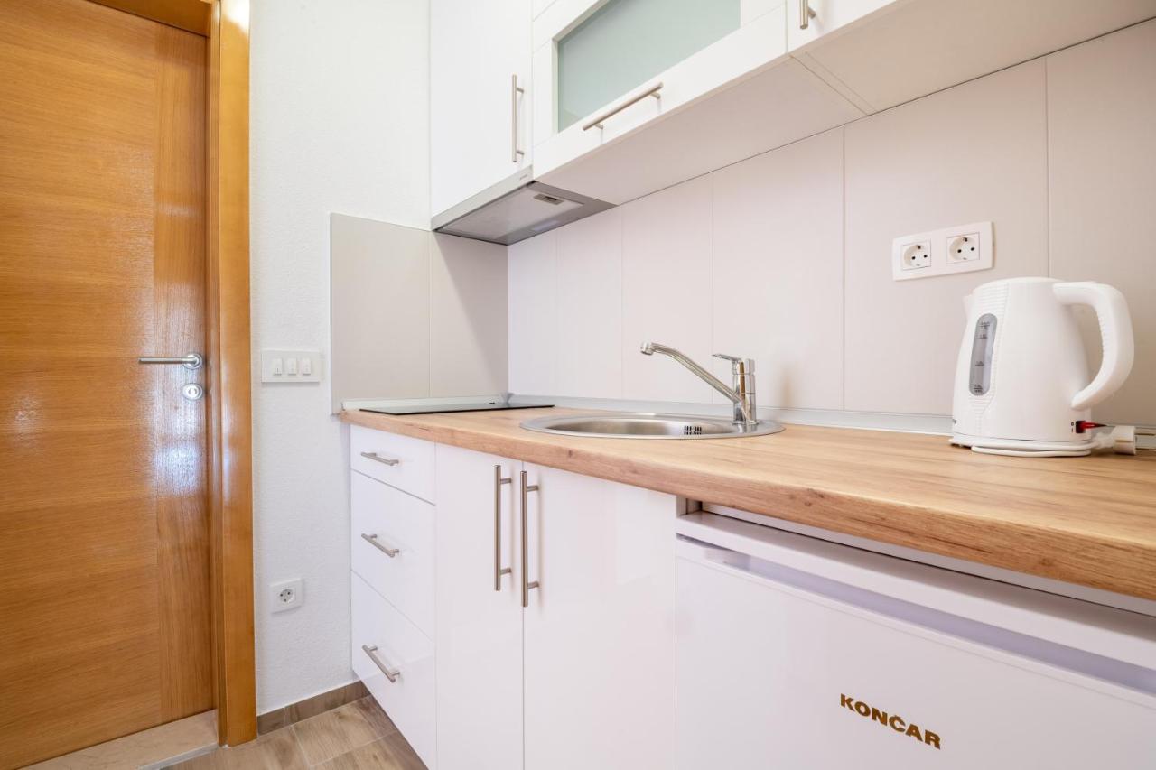 Apartments Glorija 内乌姆 外观 照片