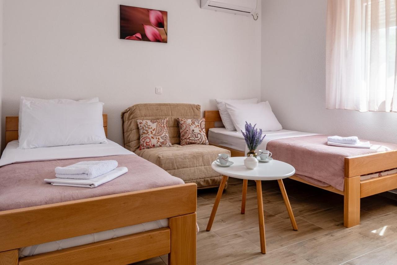 Apartments Glorija 内乌姆 外观 照片