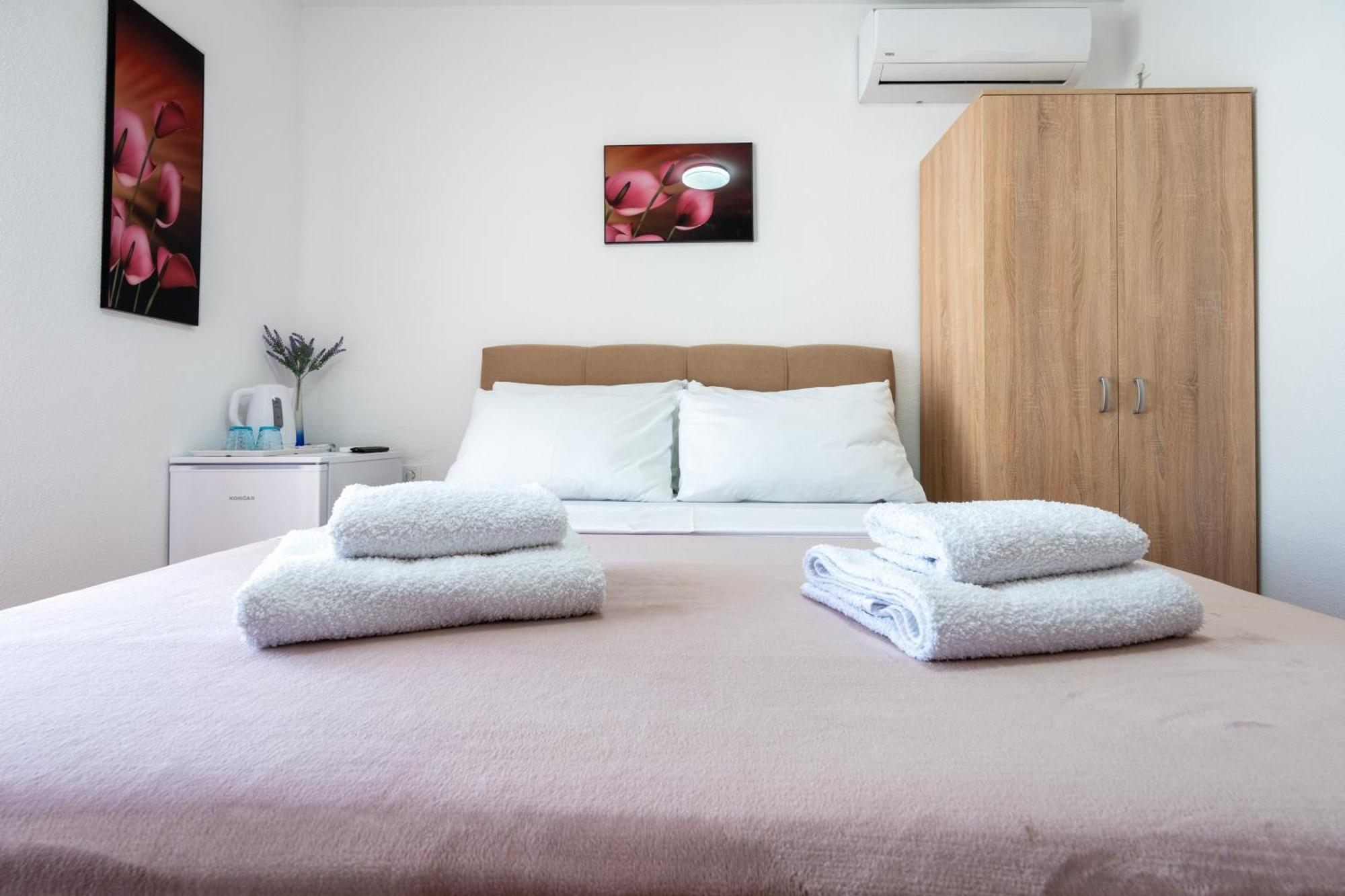 Apartments Glorija 内乌姆 客房 照片