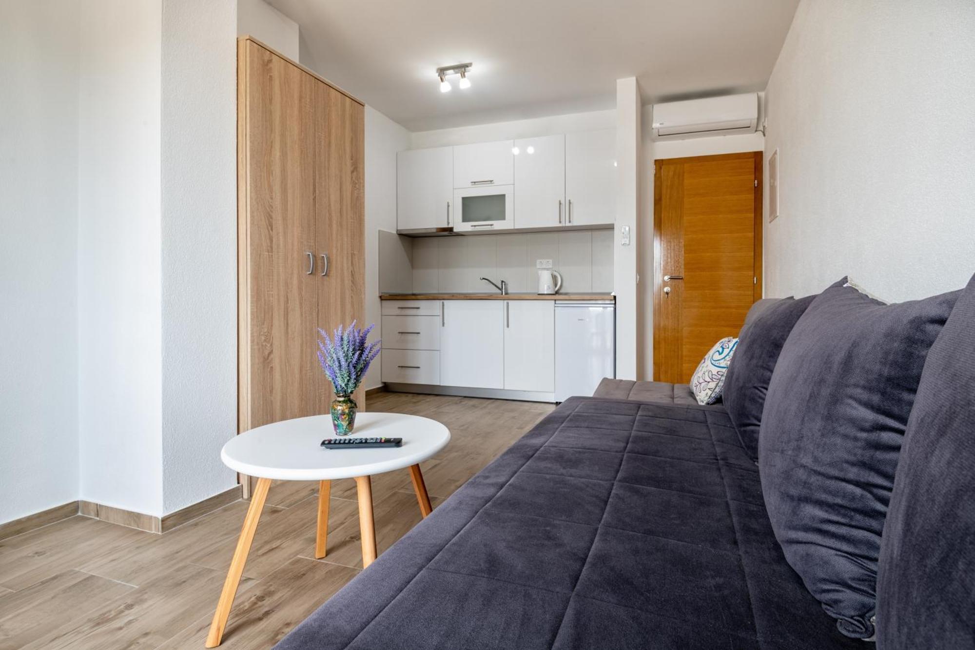 Apartments Glorija 内乌姆 客房 照片